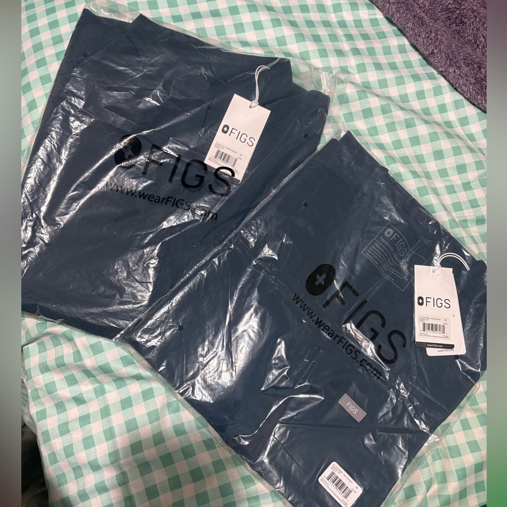 2 FIGS WOMENS SCRUB TOPS!both small and medium!DARK HARBOR!